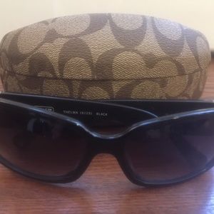 COACH THELMA SUNGLASSES PERFECT CONDITION